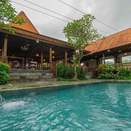Pemulan House Hotel