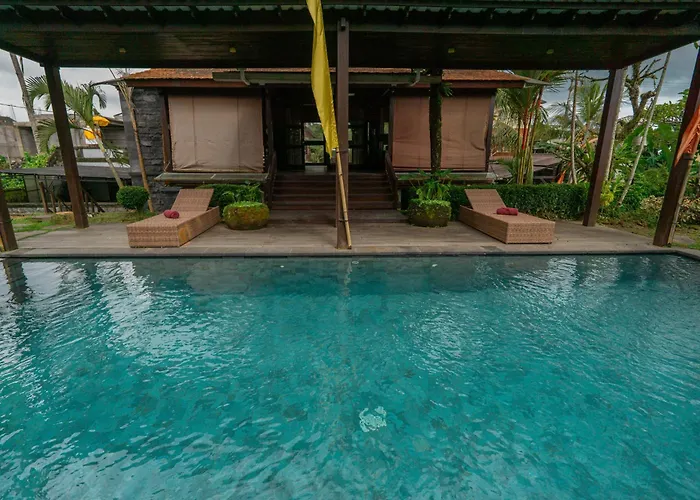Pemulan House بيت ضيافة