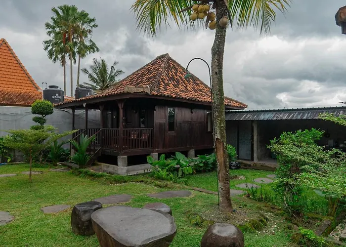 بيت ضيافة Pemulan House *