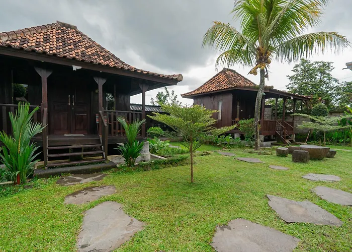 بيت ضيافة Pemulan House