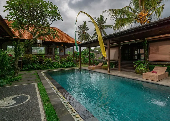 بيت ضيافة Pemulan House