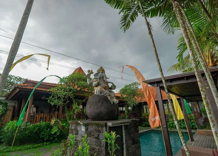 Pemulan House
