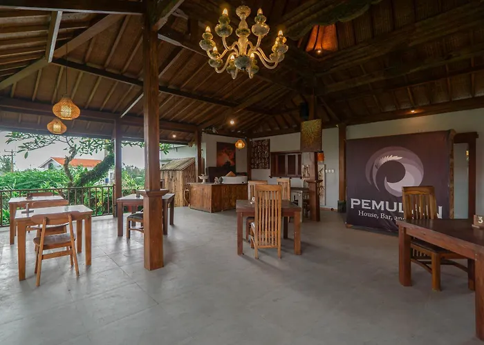 بيت ضيافة Pemulan House