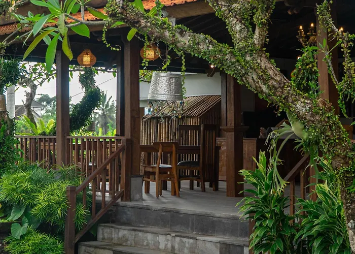 بيت ضيافة Pemulan House *